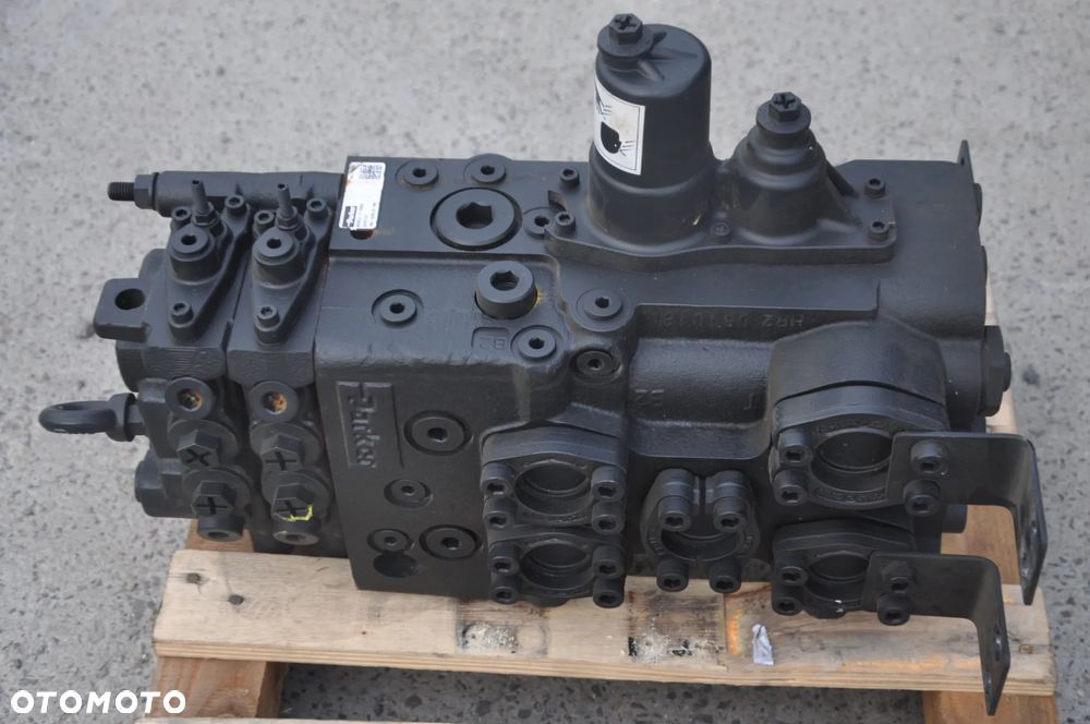 Rozdzielacz hydrauliczny Parker M250LS-4-3304A Nowy - 1