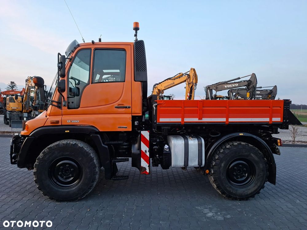 Mercedes-Benz UNIMOG U300 / 4X4 / WYWROTKA 3 STRONNA / HYDROZŁĄCZA / EPS + SPRZĘGŁO - 4