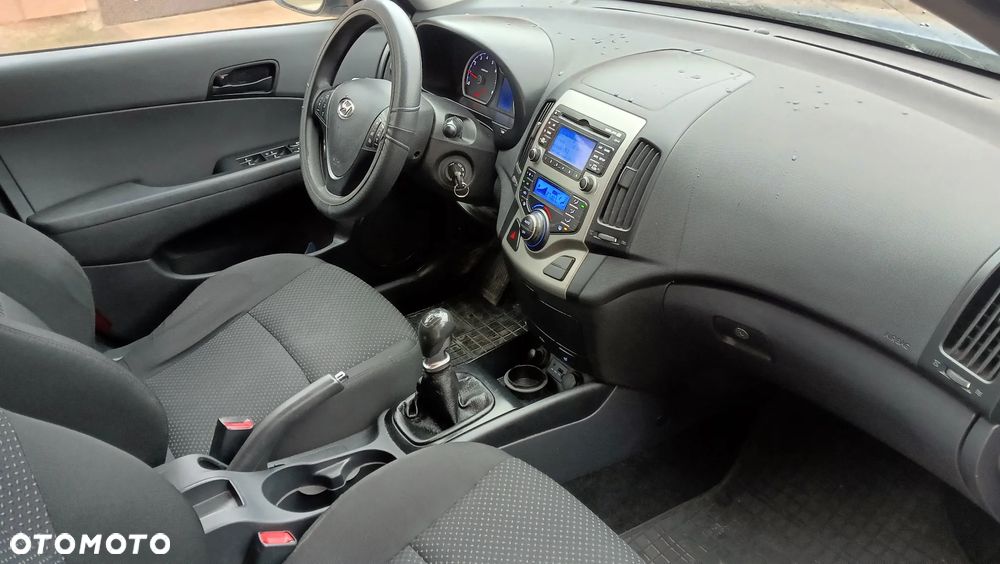 Hyundai i30 1.6 Comfort - 6