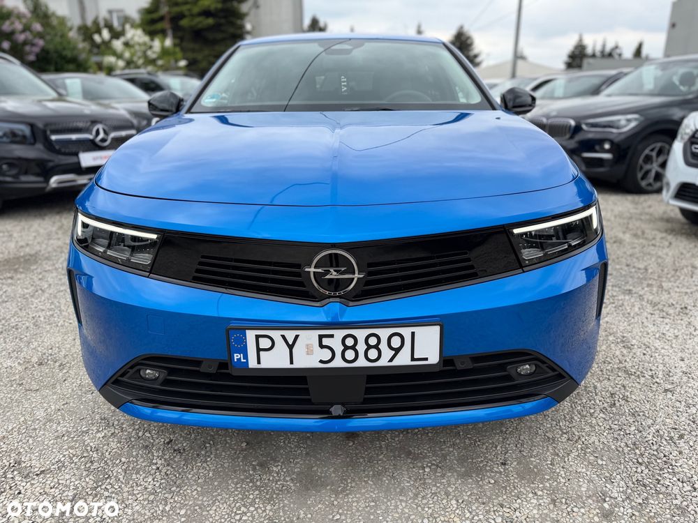 Opel Astra 1.2 Turbo Business Edition