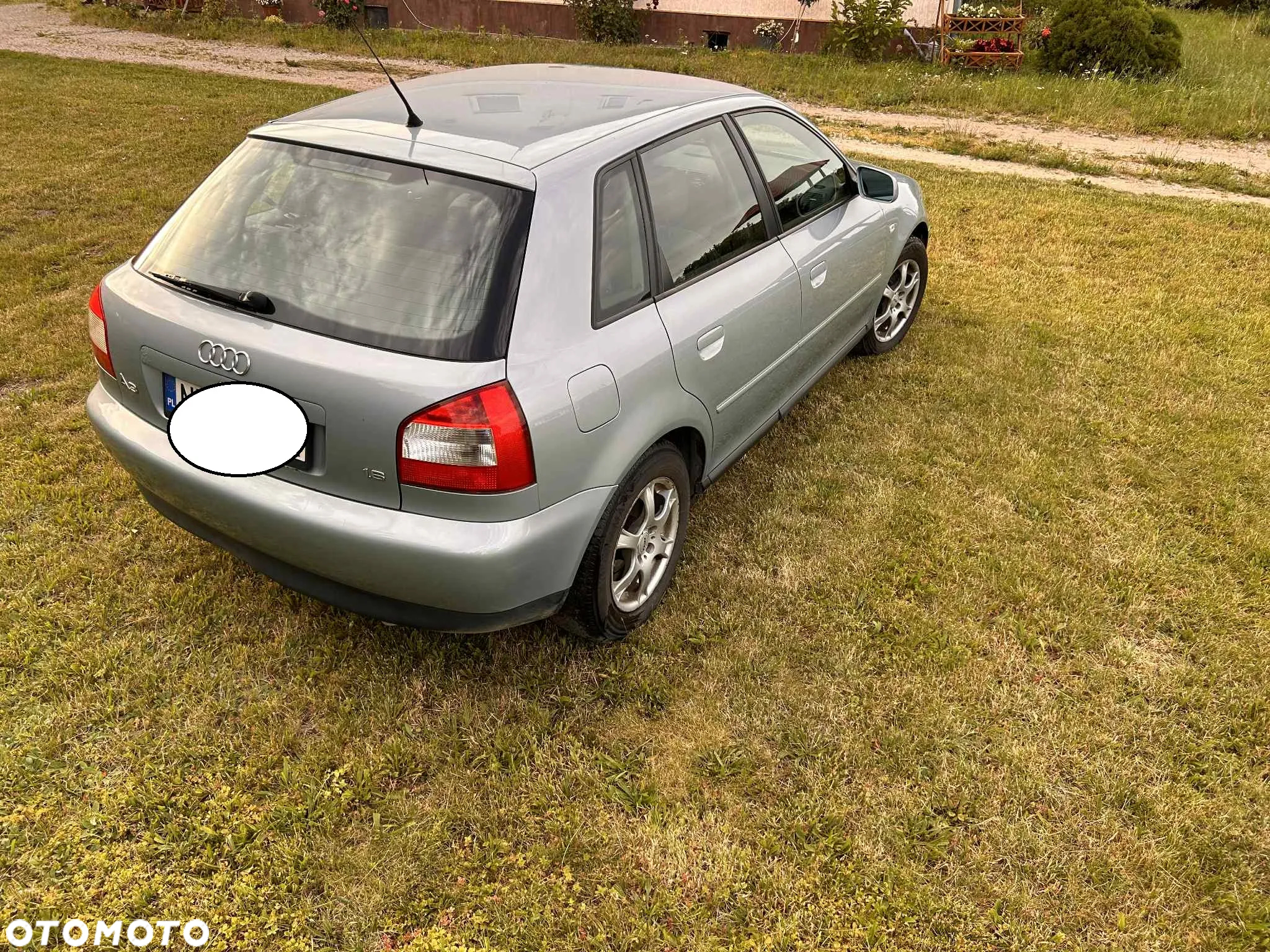 Audi A3 1.6 Ambiente - 4