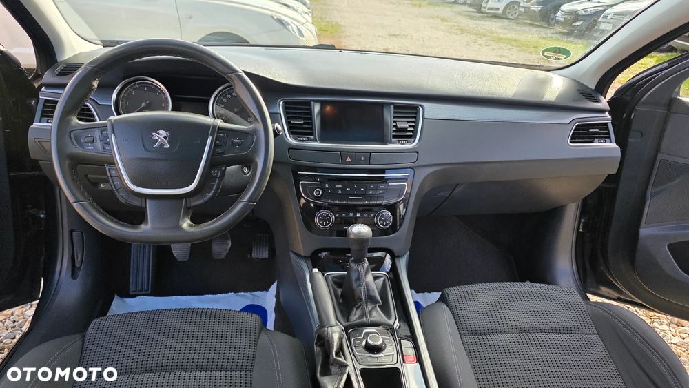 Peugeot 508 HDi FAP 140 Allure - 17