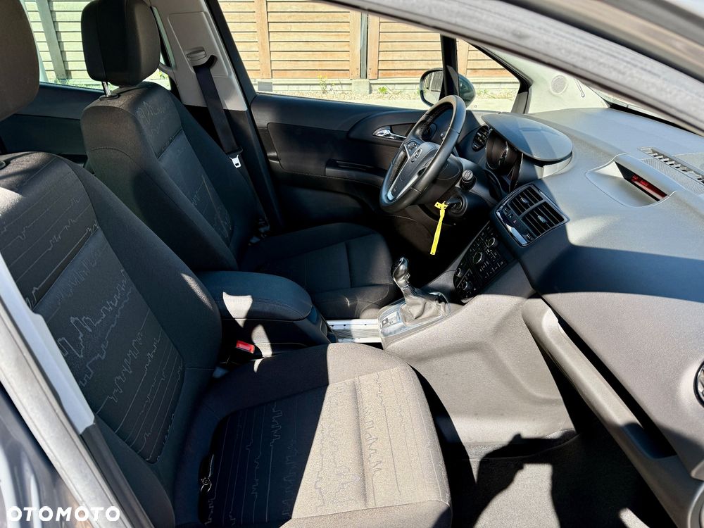 Opel Meriva - 8