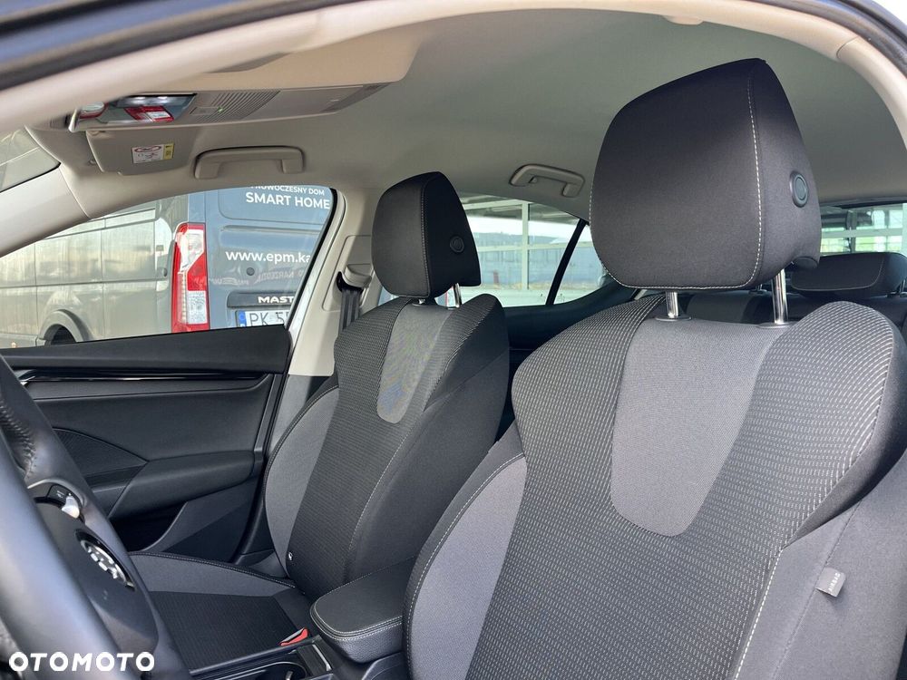 Skoda Octavia 2.0 TDI Selection DSG - 12