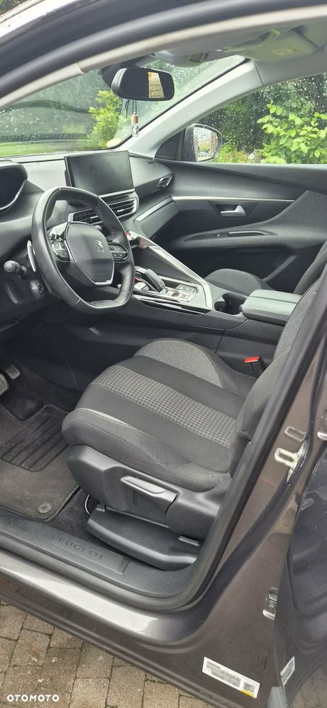 Peugeot 3008 1.5 BlueHDi Active S&S EAT8 - 5