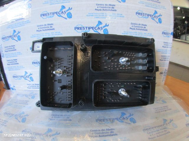 Caixa Fusiveis 13206751 5DK00866814 OPEL ASTRA H FASE 1 2006 1.6I 105CV 5P CINZENTO HELLA - 2
