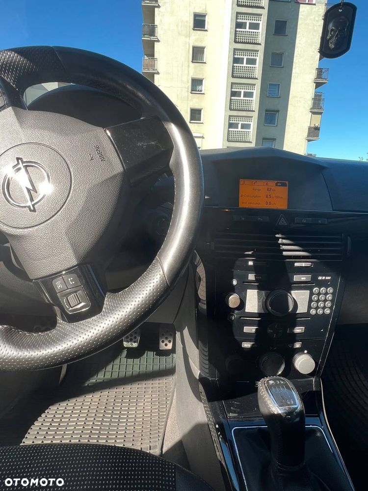 Opel Astra 1.7 CDTI - 21