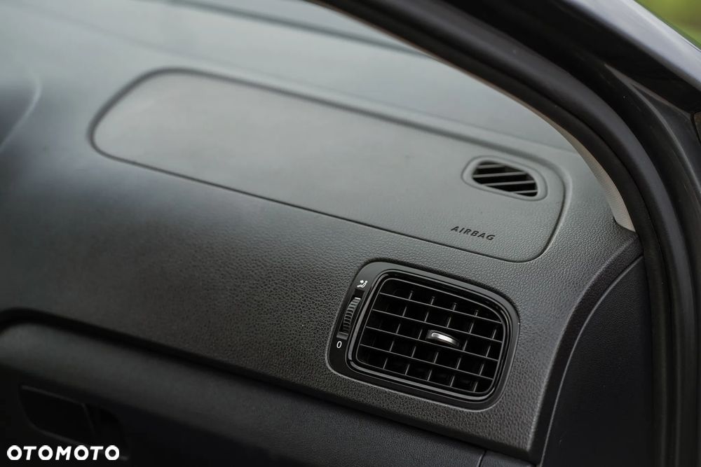 Volkswagen Polo 1.2 Trendline - 27