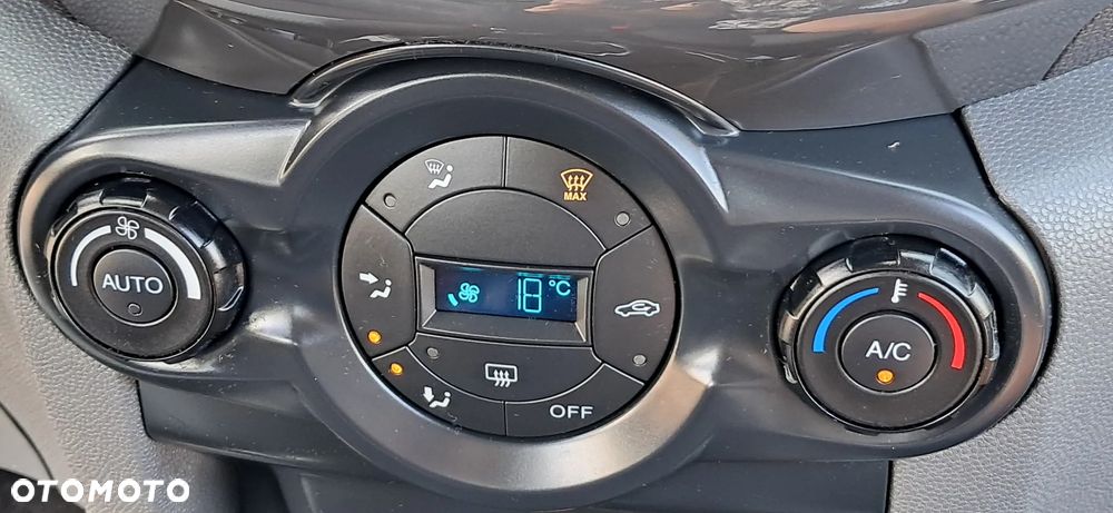 Ford EcoSport 1.0 EcoBoost TITANIUM - 10