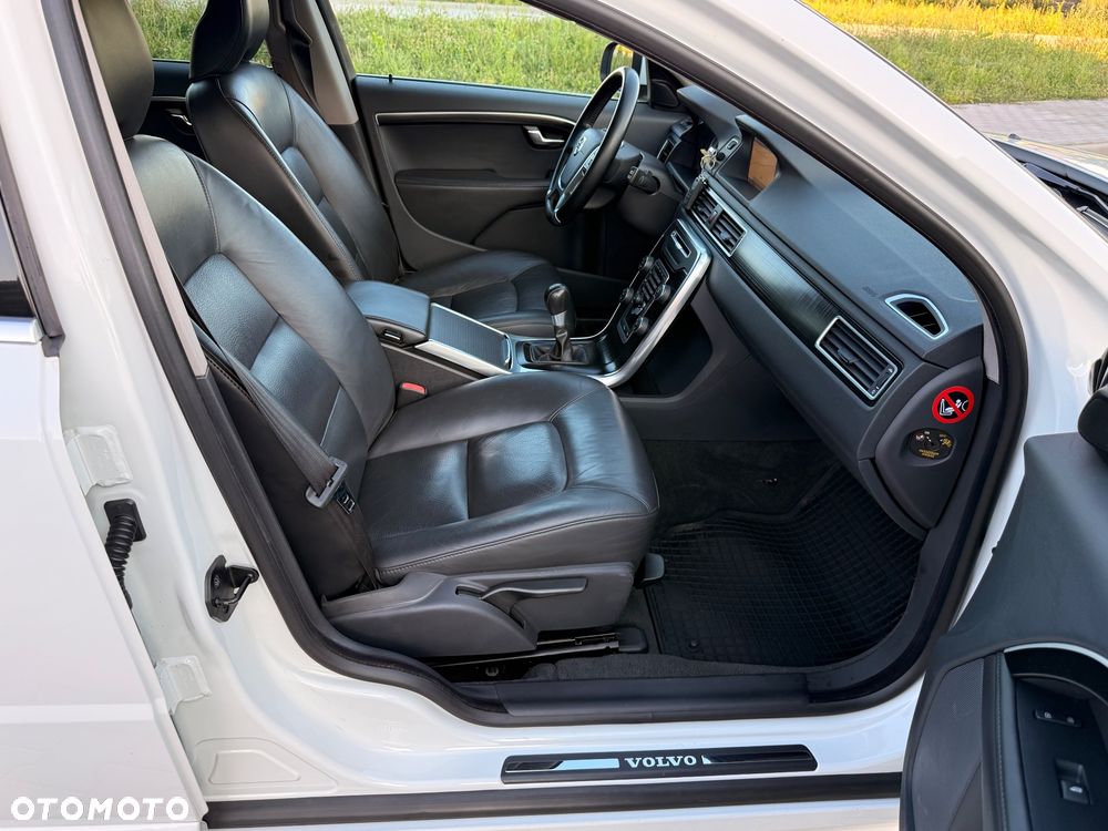 Volvo V70 D3 Momentum - 22