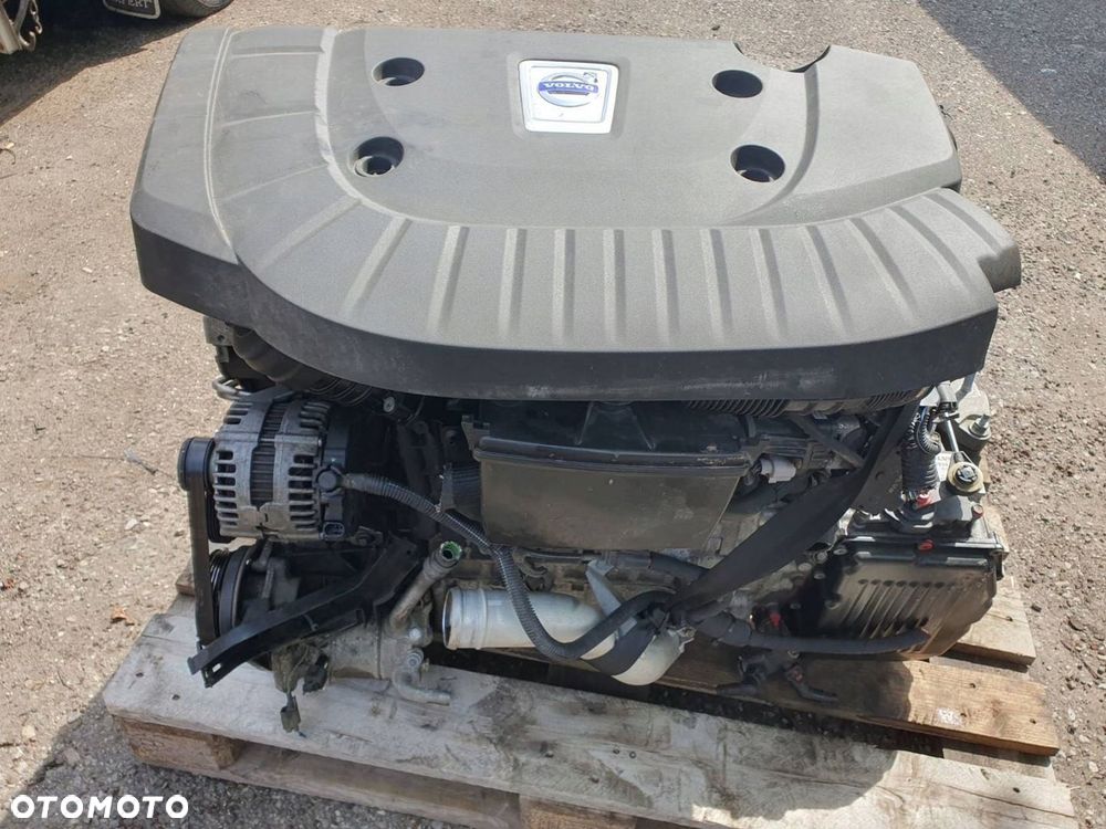 SILNIK VOLVO 2.4 D XC70 V70 S60 163 KM KOD D5244T17 - 2