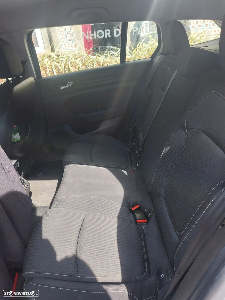 Renault Mégane Sport Tourer ENERGY dCi 110 EDC LIMITED - 14