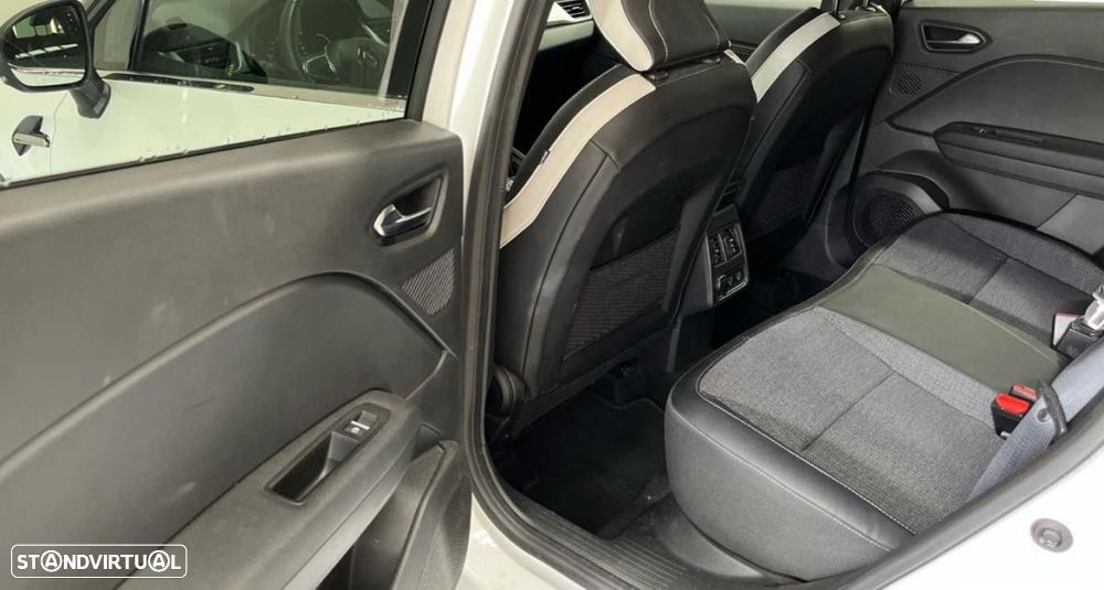Renault Captur 1.0 TCe Techno Bi-Fuel - 6