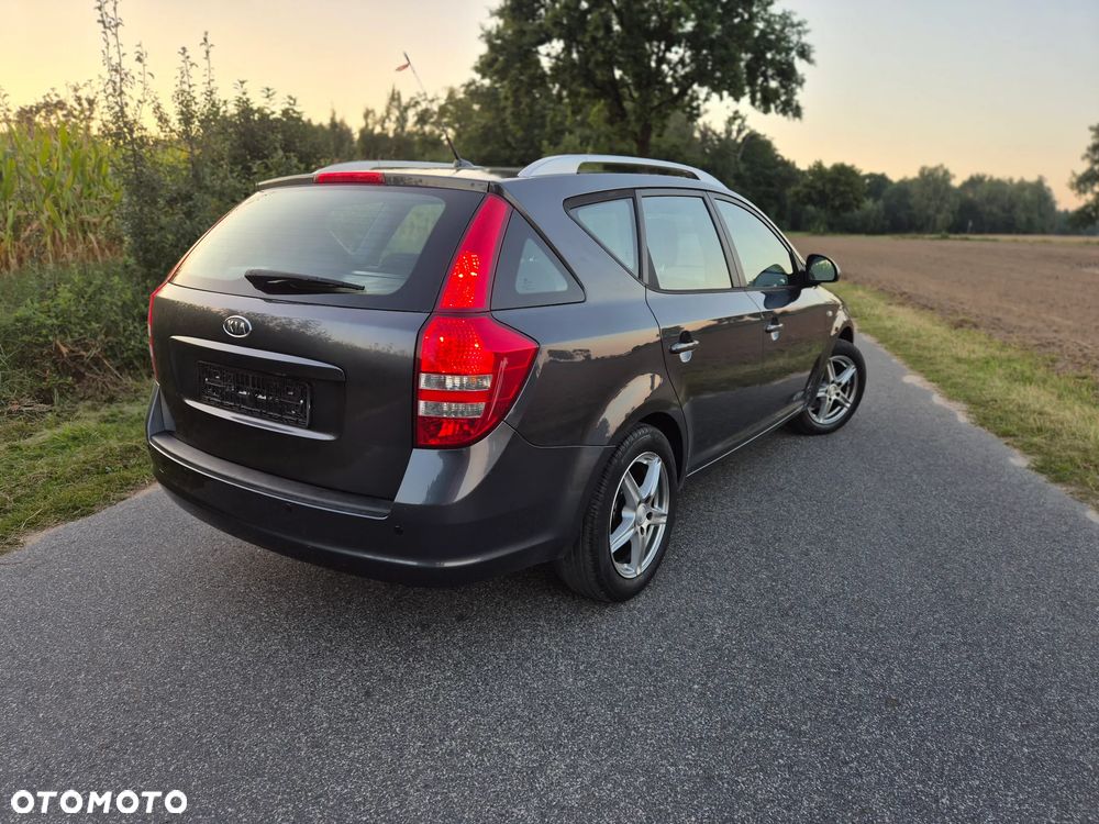 Kia Ceed - 2