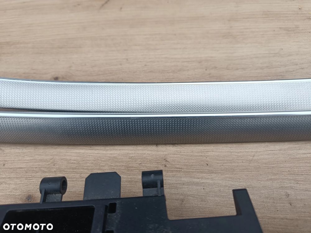 MERCEDES W209 CLK LISTWY DEKORY DEKOR LISTWA KONSOLI AVANTGARDE EU - 17