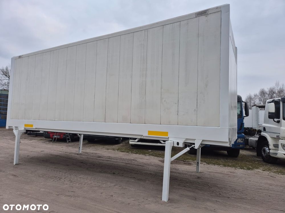 Inny Kontener BDF 7.7m 19 palet - 9