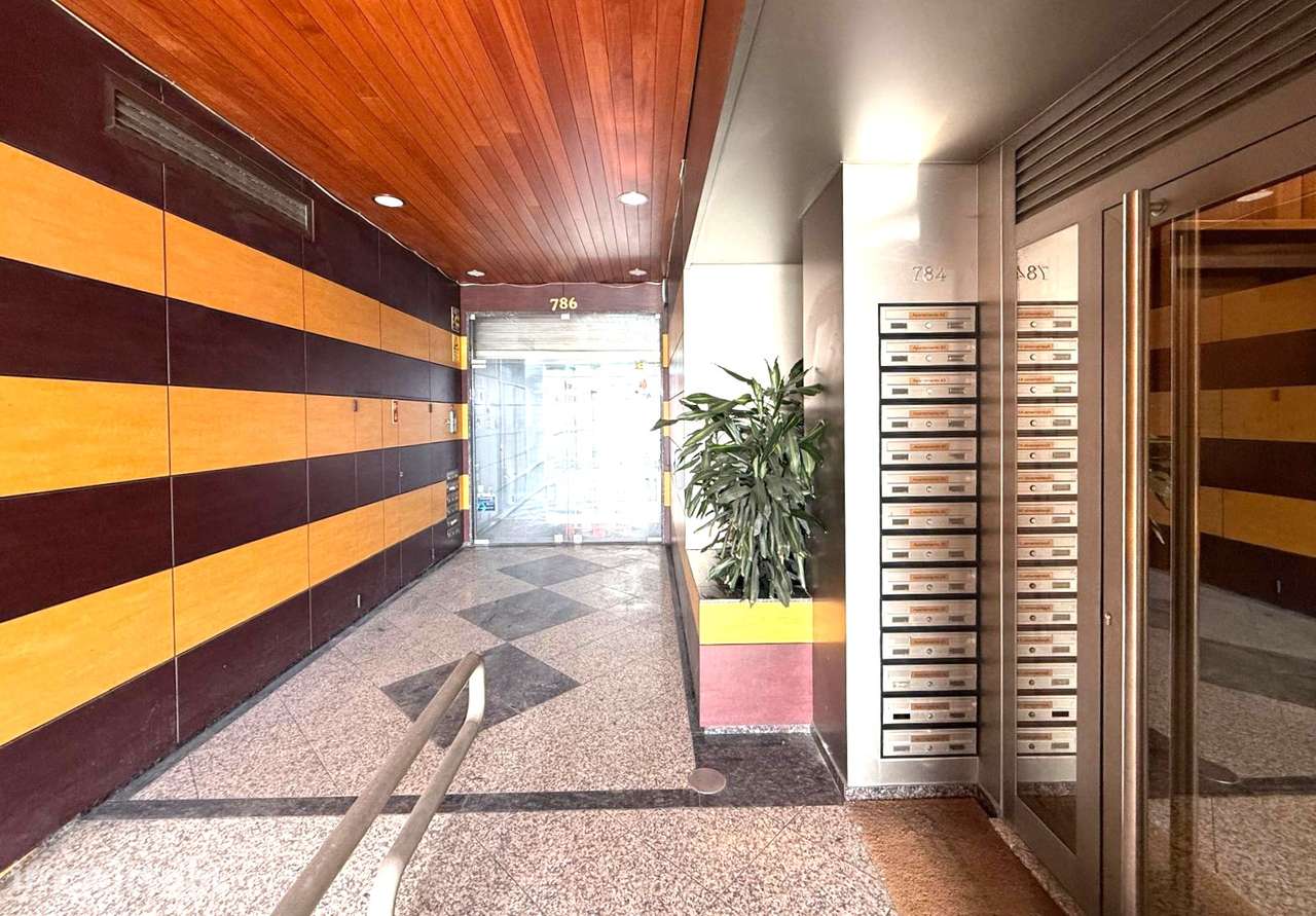 Estabelecimento comercial em Esmoriz - Grande imagem: 2/39