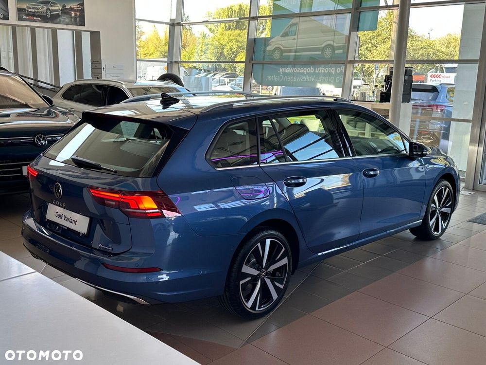 Volkswagen Golf - 4