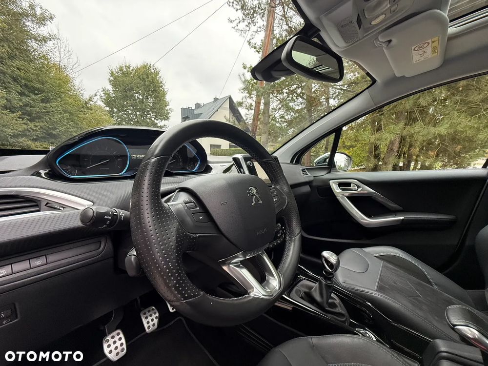Peugeot 2008 1.2 Pure Tech GPF Crossway S&S - 13