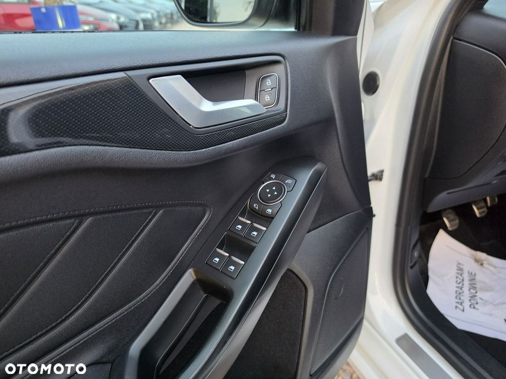 Ford Focus 2.0 EcoBlue ST-Line - 27