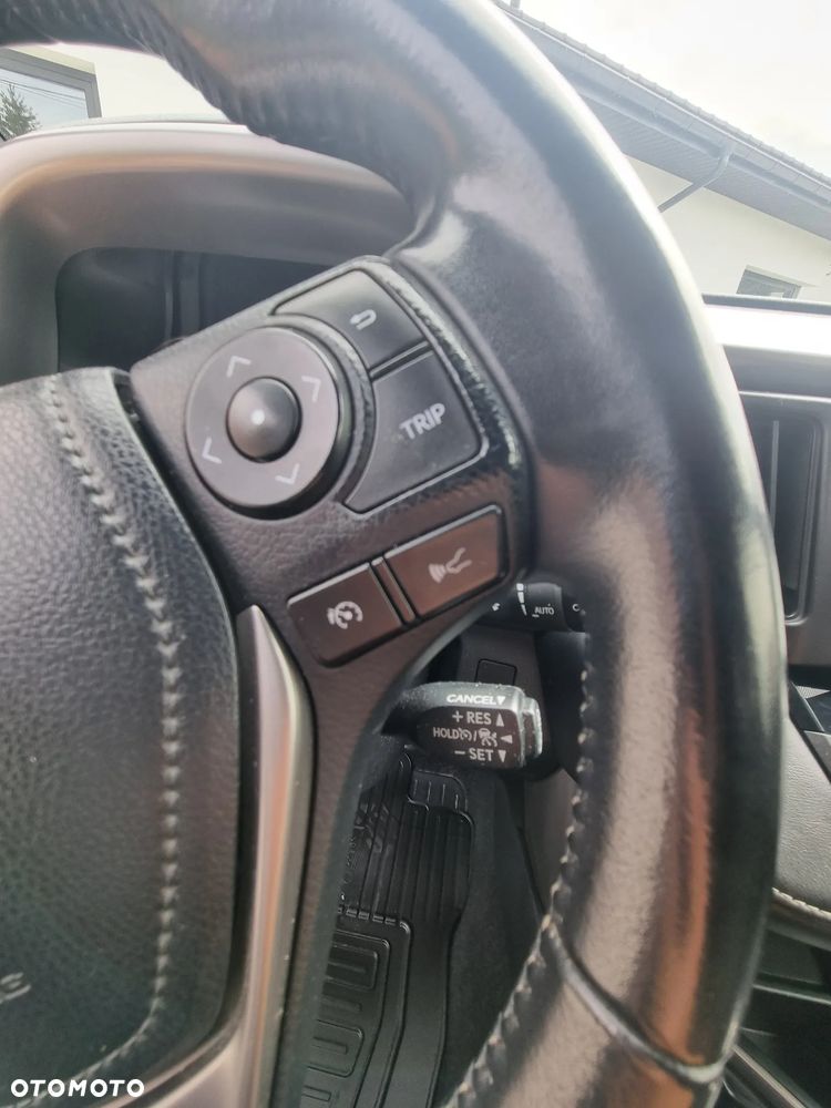 Toyota RAV4 2.0 Premium 4x4 - 11