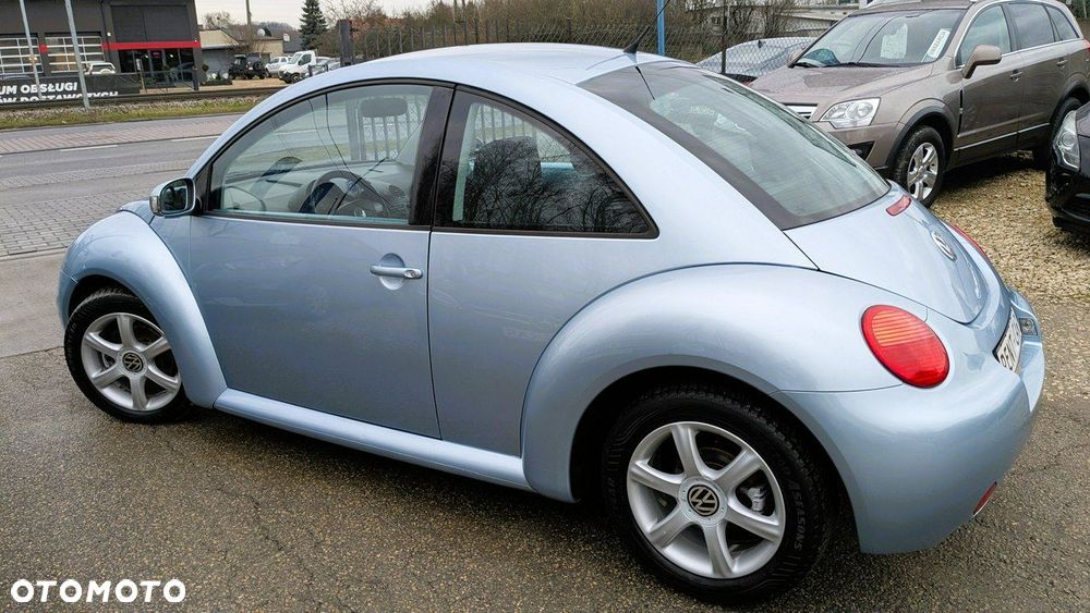 Volkswagen New Beetle - 7