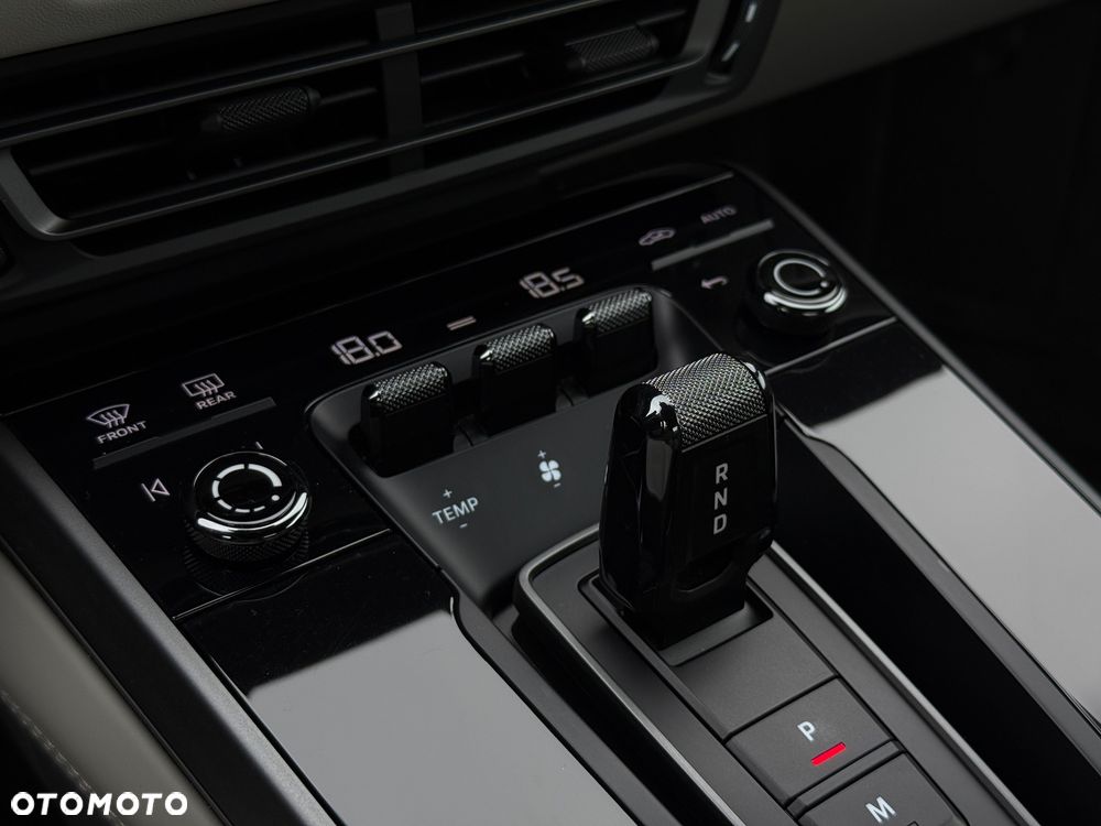 Porsche 911 Targa 4S - 27