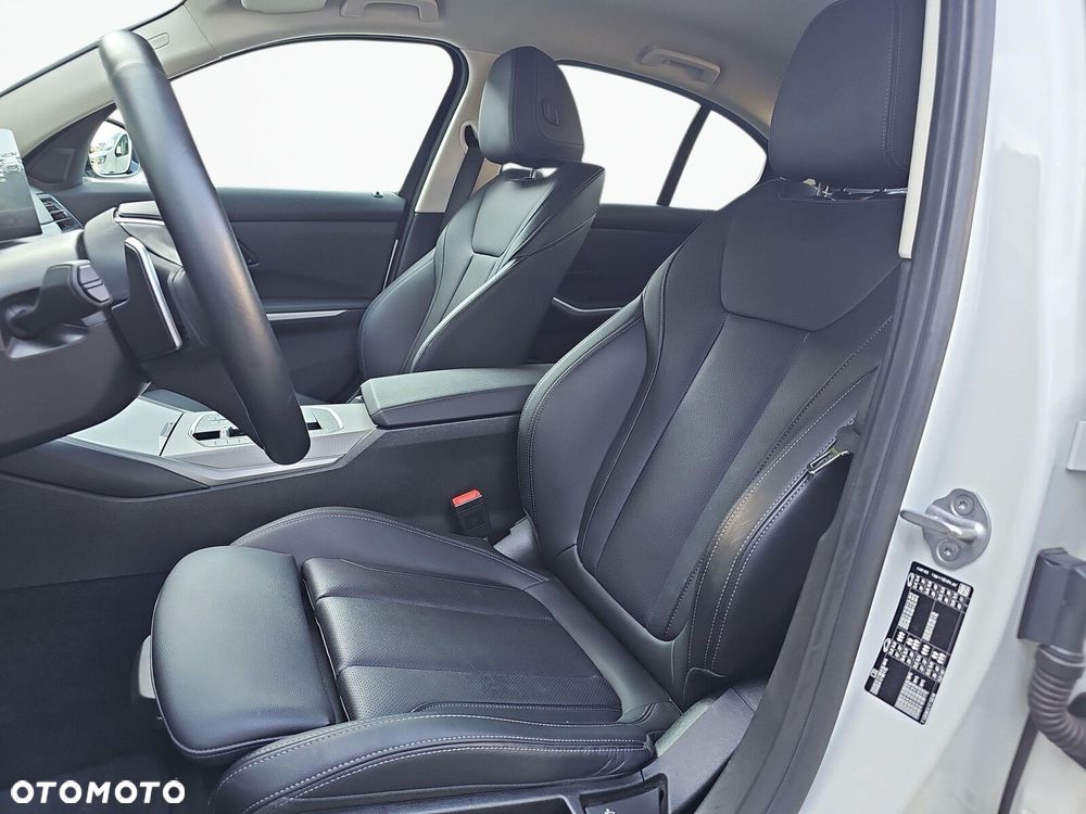 BMW Seria 3 - 13