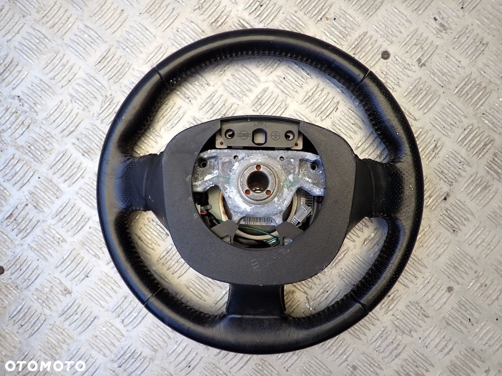 KIEROWNICA -MG MG5 EV M2615002264, SKODA OCTAVIA III, BMW F10, NISSAN JUKE, BMW 1, LAND ROVER DISCOVERY - 22