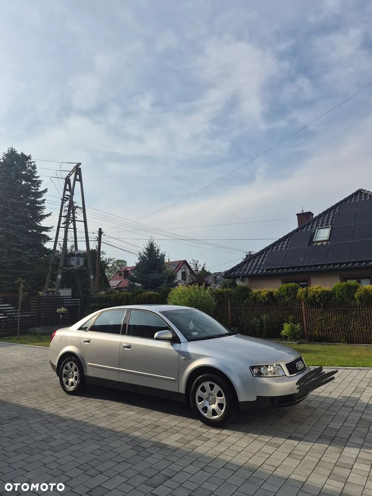 Audi A4 Limousine 1.8T - 32