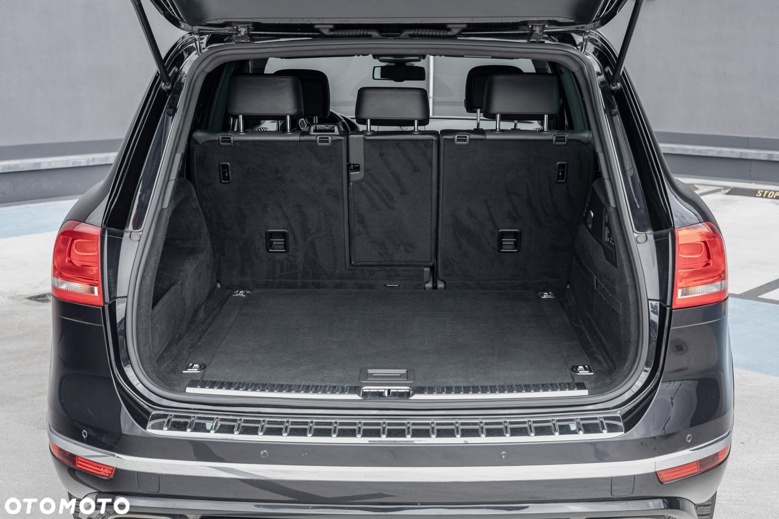 Volkswagen Touareg 3.0 V6 TDI BMT Perfectline R-Style - 13