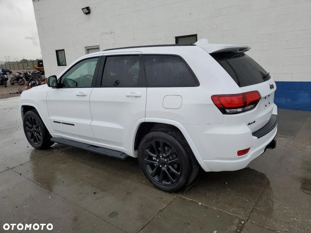 Jeep Grand Cherokee - 3
