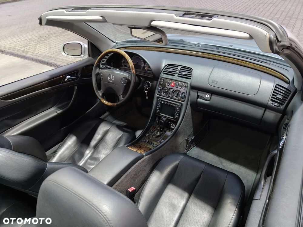 Mercedes-Benz CLK - 7