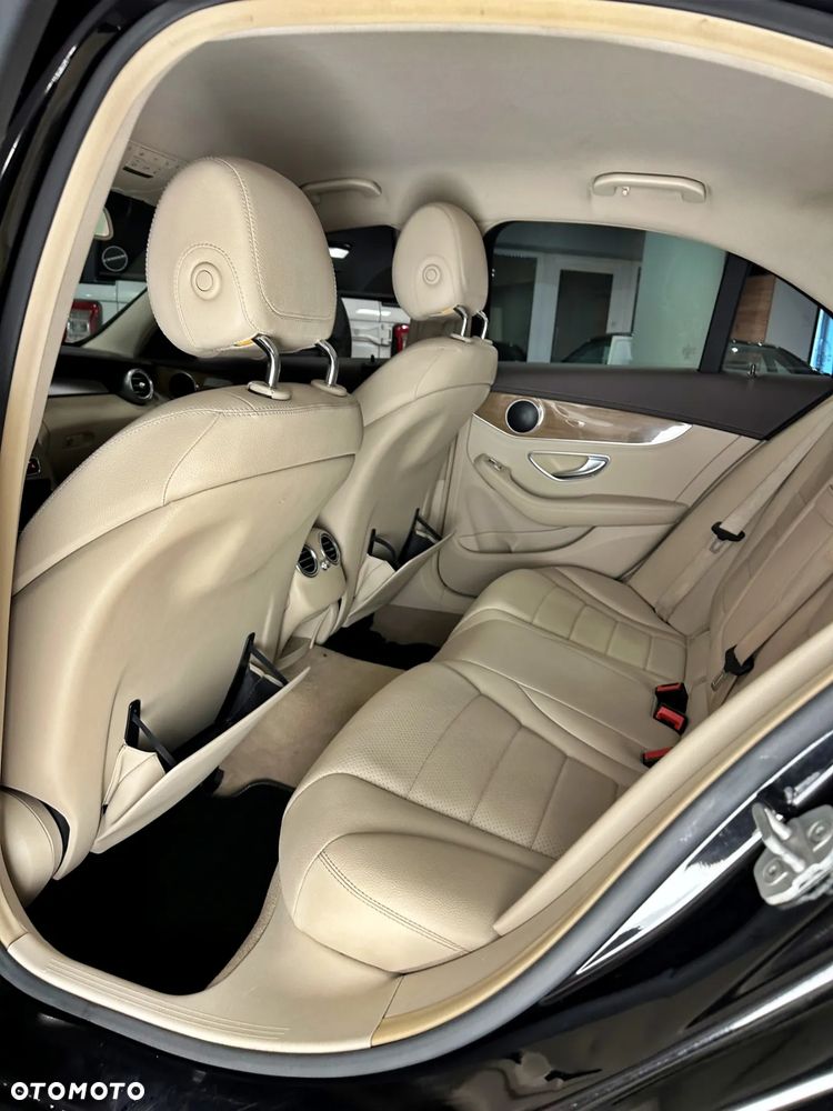 Mercedes-Benz Klasa C 200 7G-TRONIC Avantgarde - 19