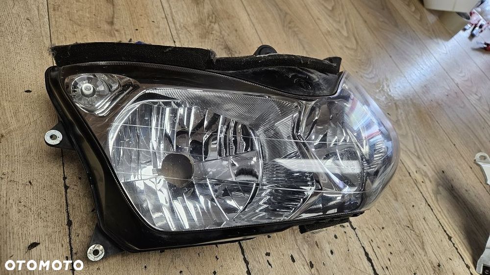 Reflektor lampa Honda ST1300 Pan European - 3