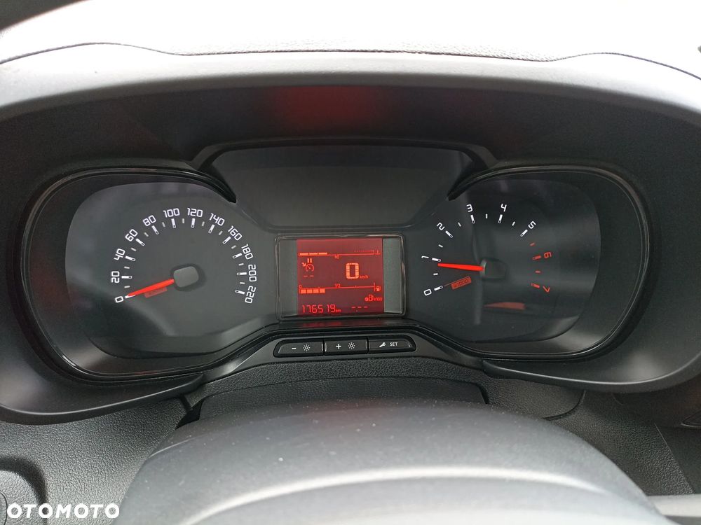 Toyota Proace City - 15