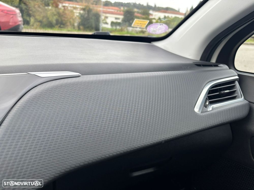 Peugeot 2008 PureTech 110 Stop&Start Allure - 52
