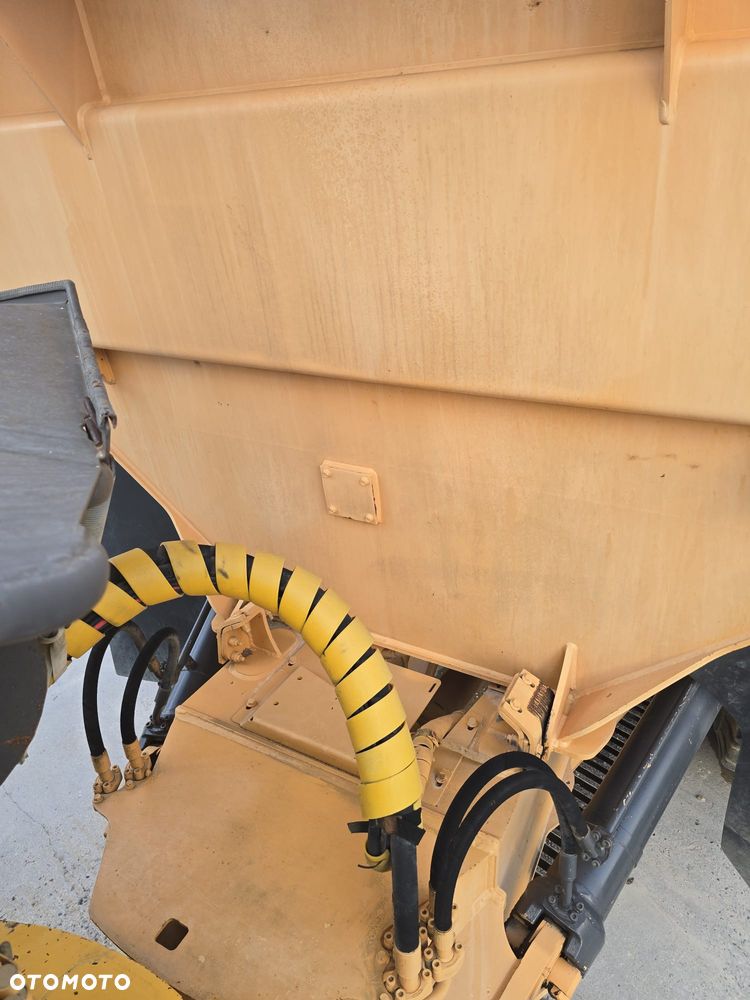 Volvo A25D - 14