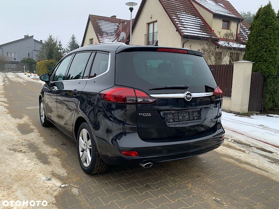 Opel Zafira - 11