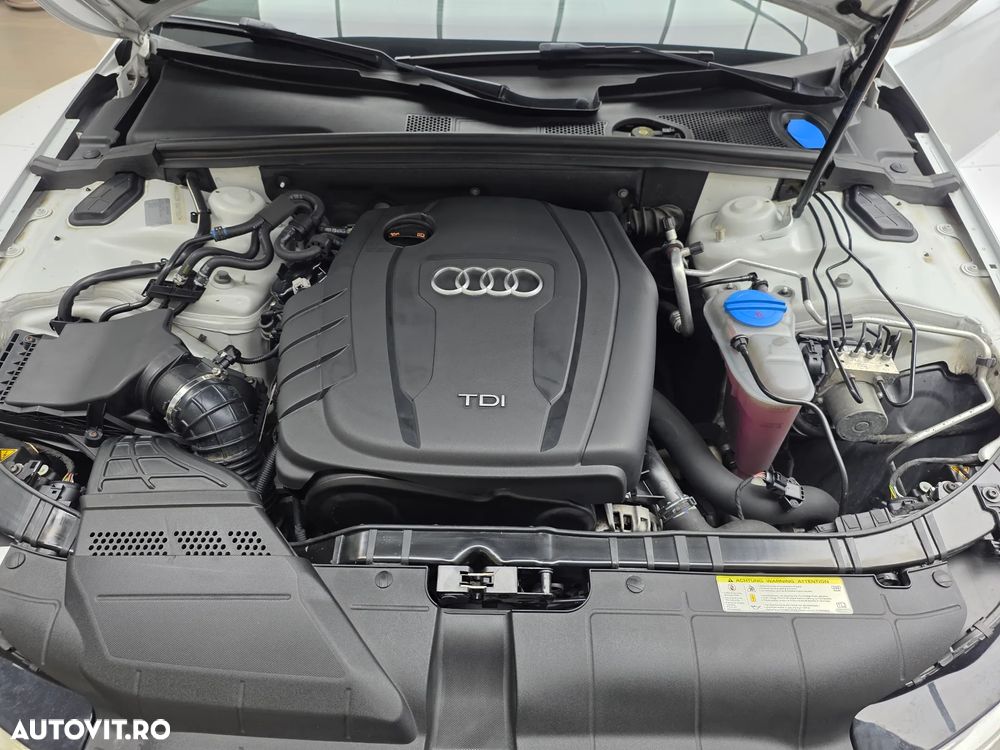 Audi A4 2.0 TDI DPF multitronic S line Sportpaket - 19