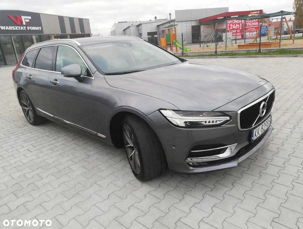 Volvo V90