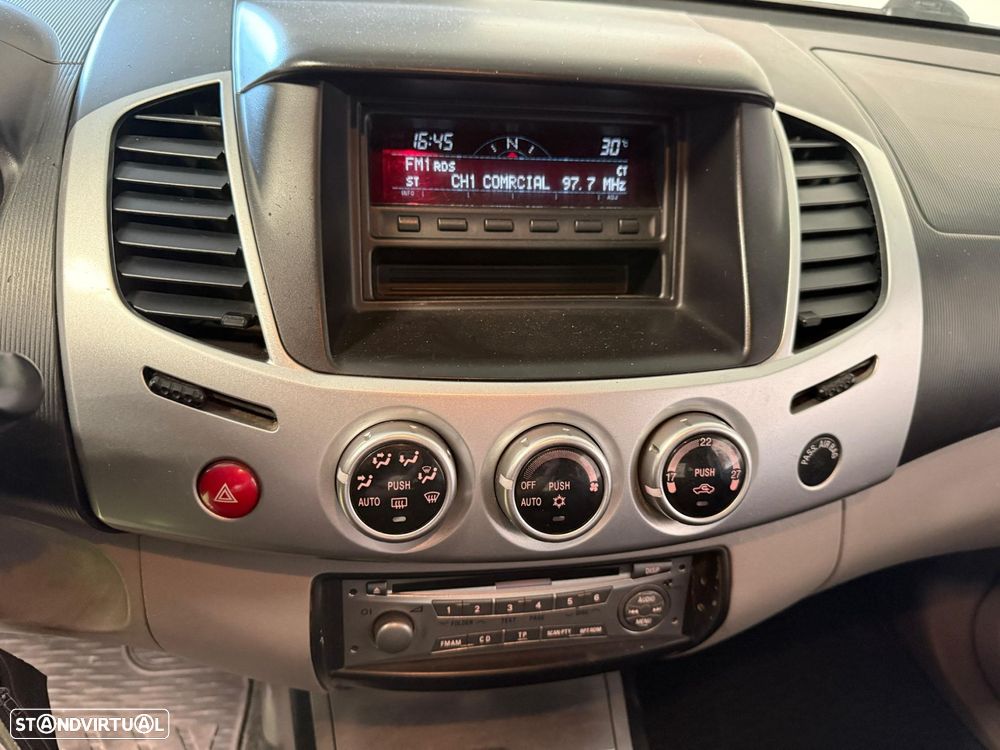 Mitsubishi L200 2.5 DI-D Club Intense 3L 4WD - 18