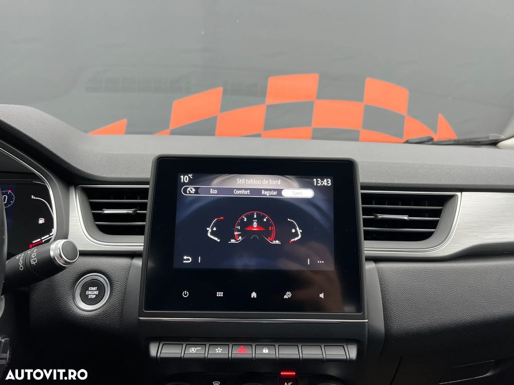 Renault Captur TCe 140 EDC GPF INTENS - 20