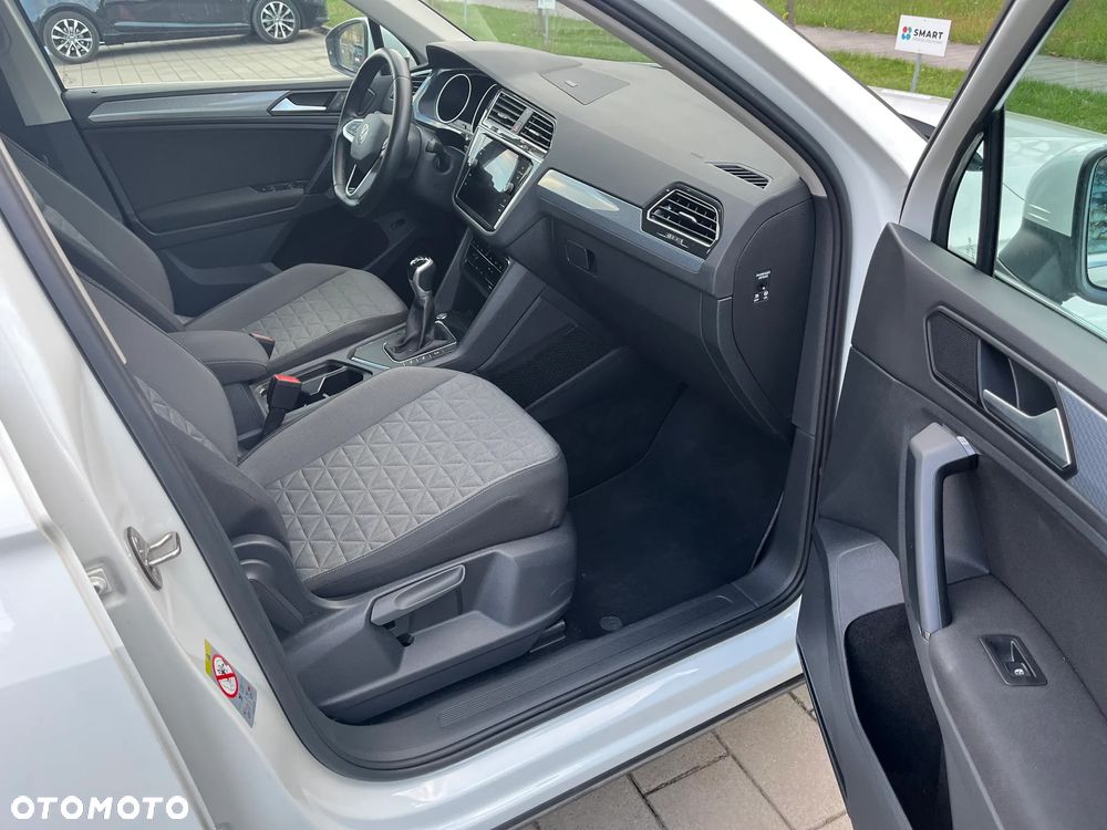 Volkswagen Tiguan - 13