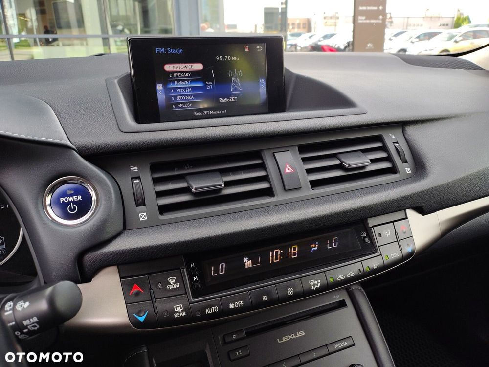 Lexus CT - 23