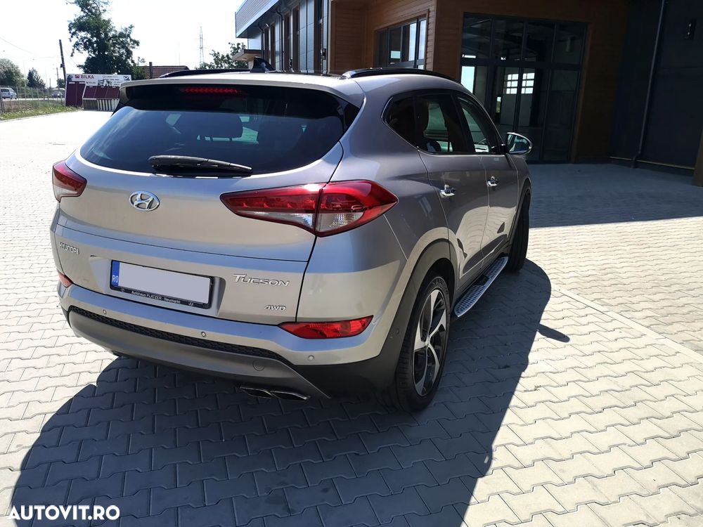 Hyundai Tucson 2.0 CRDI 4WD 6AT Premium+ - 13