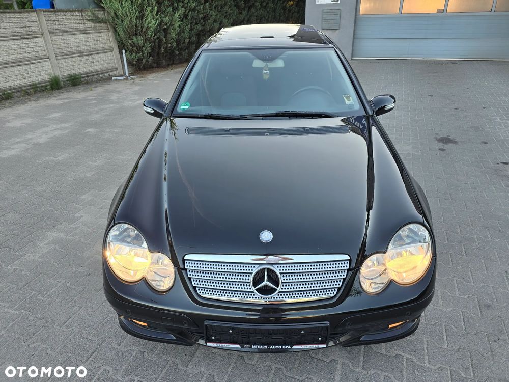 Mercedes-Benz Klasa C 200 Kompressor Sportcoupe - 9