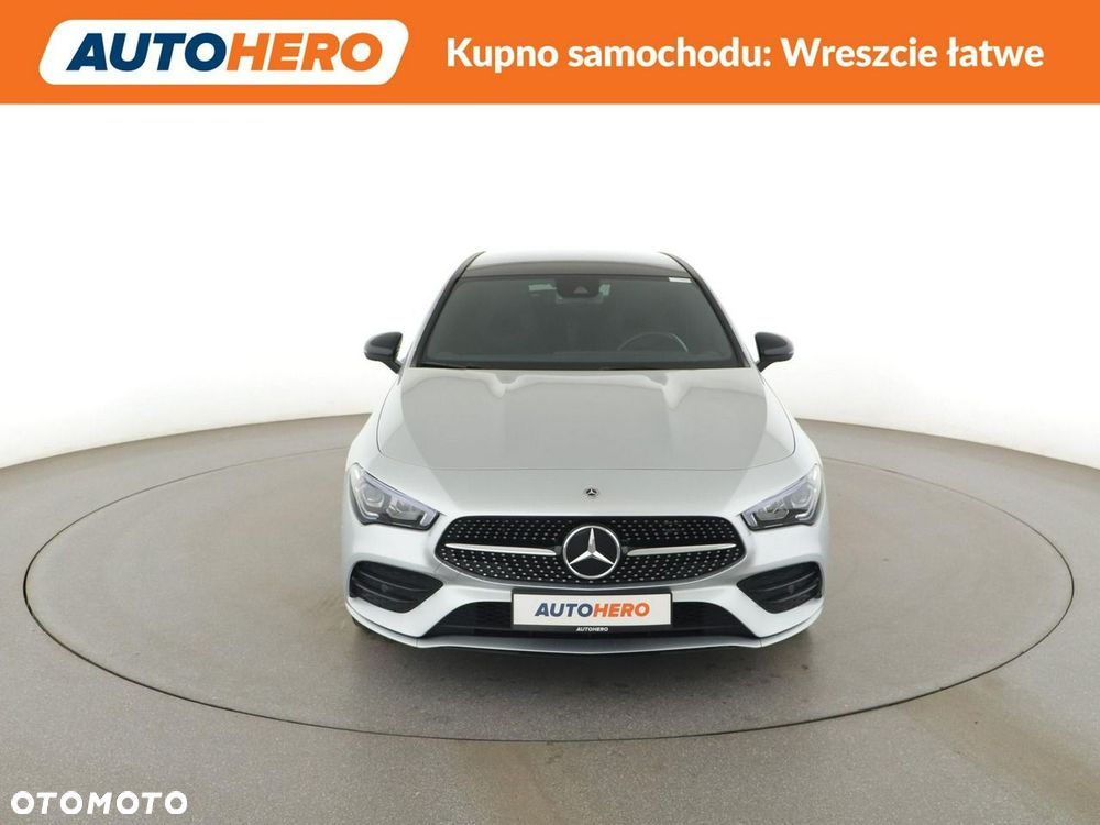 Mercedes-Benz CLA 250 e 8G-DCT AMG Line - 13