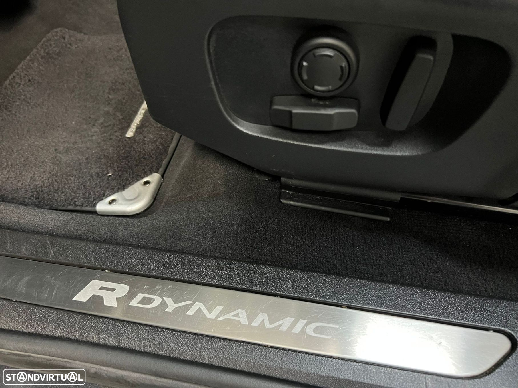 Land Rover Range Rover Evoque 1.5 P300e AWD R-Dynamic S Auto - 7