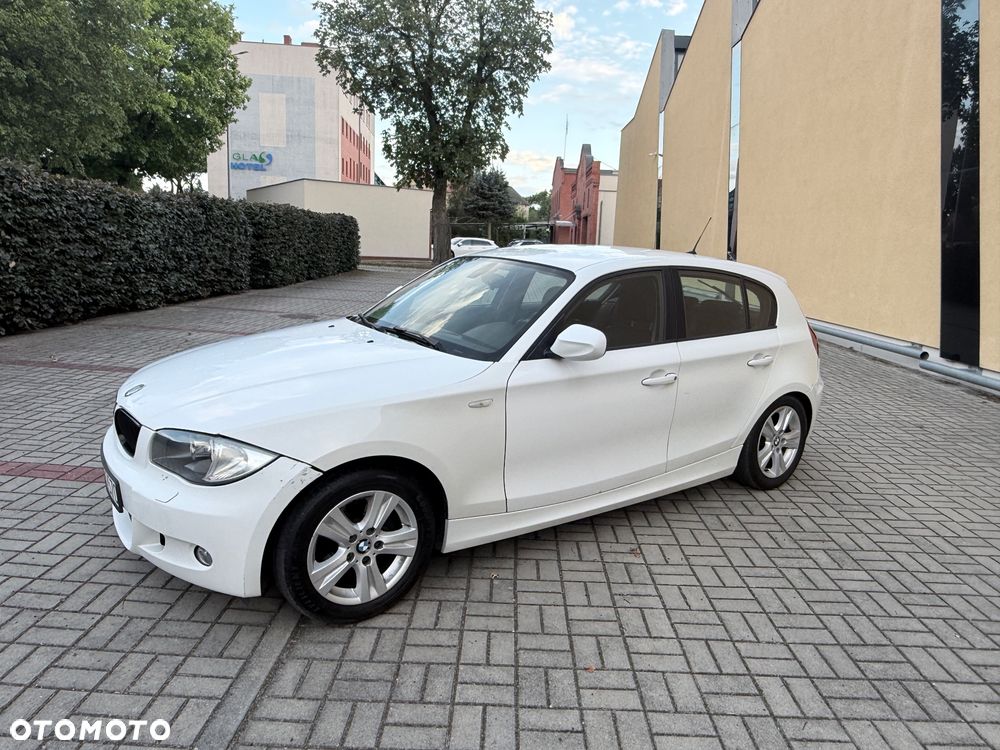 BMW Seria 1 - 12
